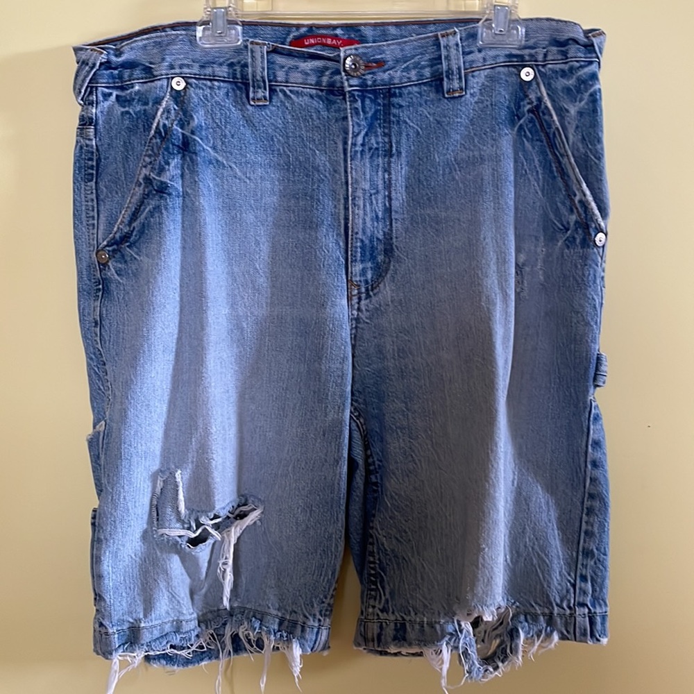 Union bay destroyed jeans shorts 36
